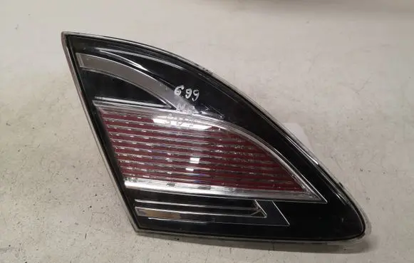 Mazda 6 Tailgate rear/tail lights GS1F513F0