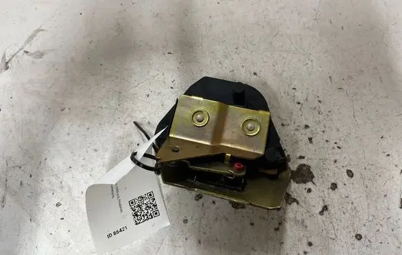 Peugeot Partner Loading door lock 042105
