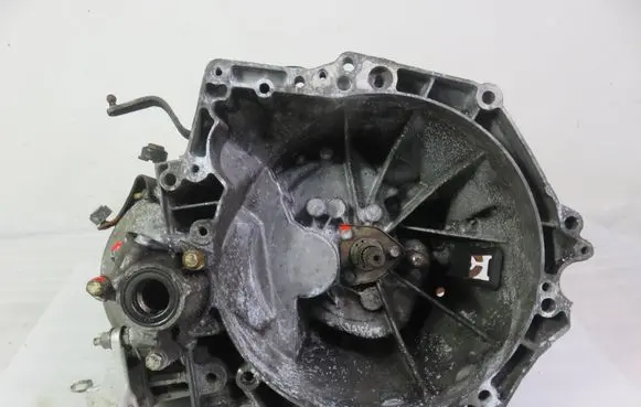 Peugeot Partner Manual 6 speed gearbox 20DP37