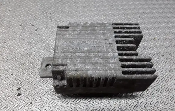 Coolant fan relay