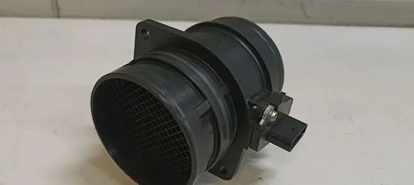 Audi A4 S4 B8 8K Mass air flow meter 06J906461D