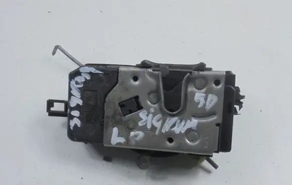 Opel Signum Front door lock 13157763GR
