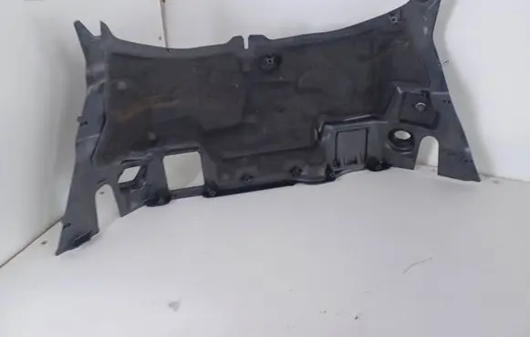 Mercedes-Benz C W205 Other engine bay part A2055450600