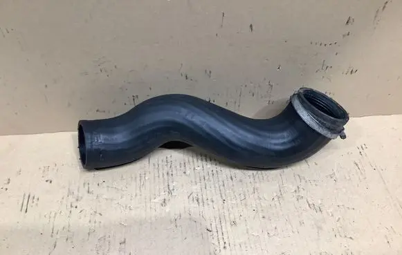 Volvo V70 Intercooler hose/pipe 30778626