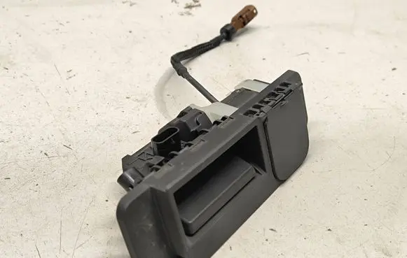 Mercedes-Benz C W205 Tailgate handle with camera A0009056206 A0997503600