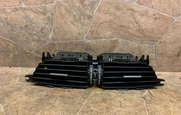 Mercedes-Benz C W204 Other center console (tunnel) element A2048306054