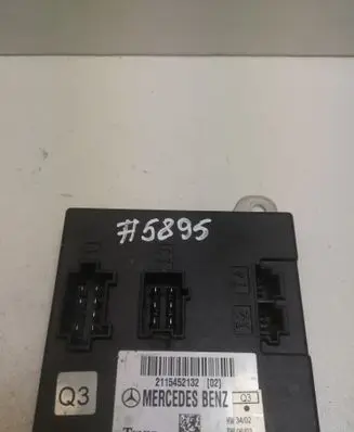 Mercedes-Benz CLS C219 Comfort/convenience module A2115452132