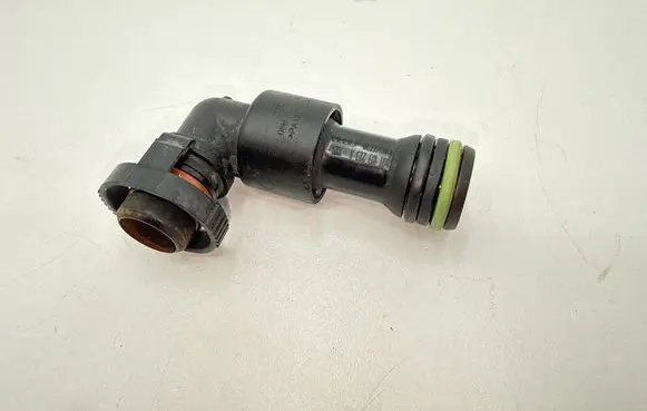 Audi Q5 SQ5 8R Breather/breather pipe/hose 06H103230 06H103223A