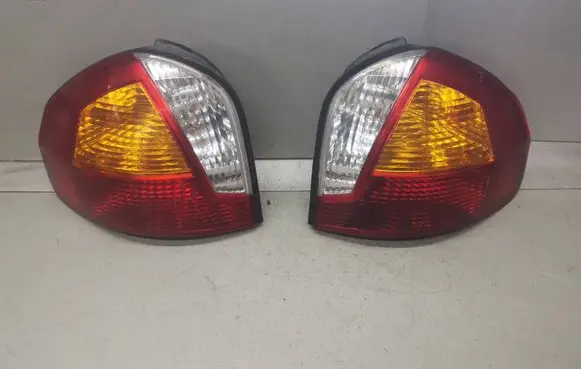 Hyundai Santa Fe Rear/tail lights set 