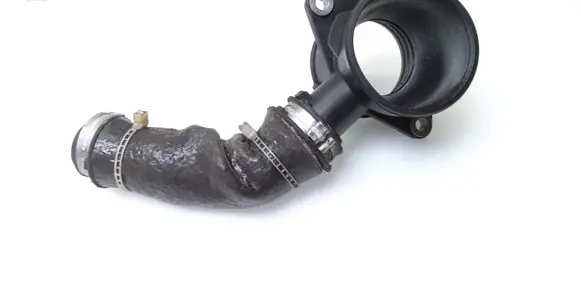 Ford Focus Intercooler hose/pipe AV616C784AD