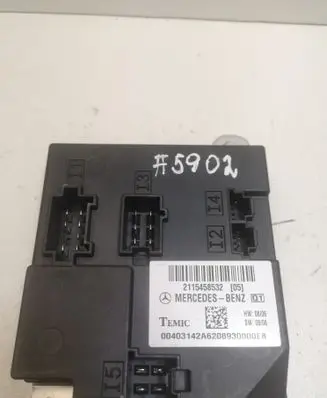 Mercedes-Benz E W211 Comfort/convenience module A2115458532