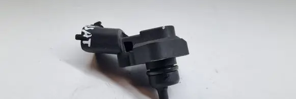 Volkswagen PASSAT B5 Air pressure sensor 0281002205