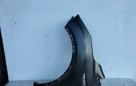 Ford Kuga II Fender GV4116006AB