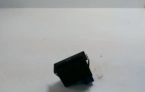 BMW 3 E46 ESP (stability program) switch 8363694