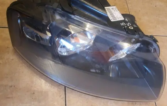 Audi A3 S3 8P Headlight/headlamp 8P0941004L 0301206602