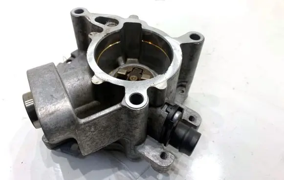 Seat Leon (5F) Vacuum pump 06K145100AE