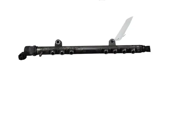 Volvo V40 Fuel main line pipe 0445215025 30777759