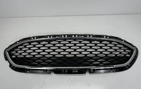 Ford Fiesta Front grill H1BB8200A
