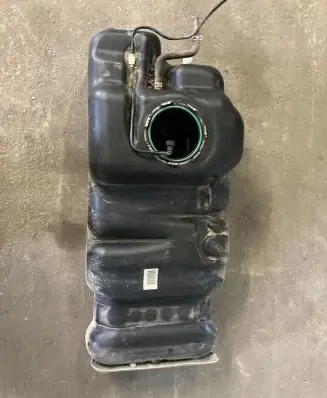 Nissan Navara D23 Fuel tank 172015JU0A