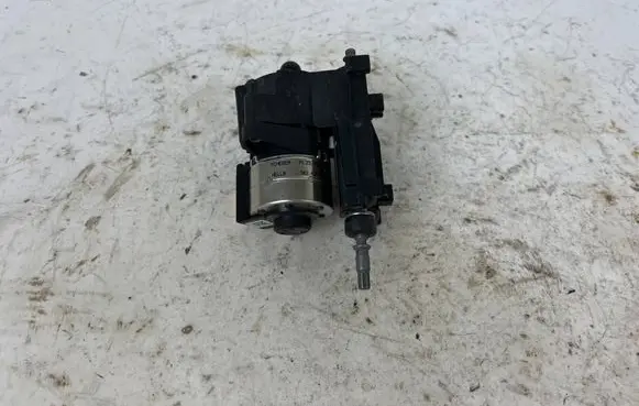 Volvo XC60 Headlight level adjustment motor 16343910