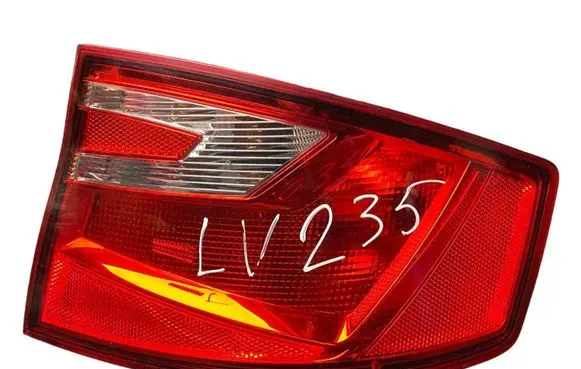 Seat Toledo IV (NH) Rear/tail lights 6JH945096E