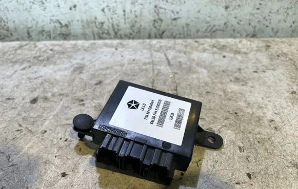 Dodge Challenger Parking PDC control unit/module 68170046AH 15333 E1095328