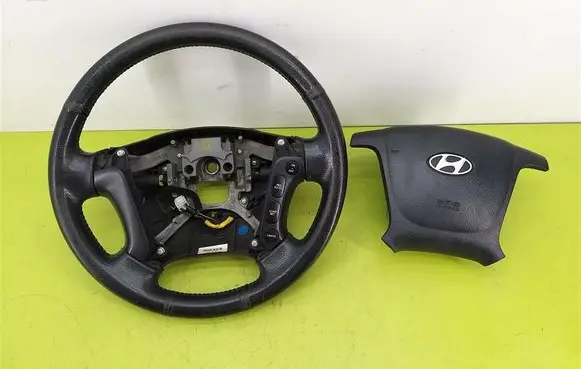 Hyundai Santa Fe Steering wheel 561002B000