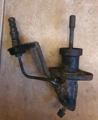 BMW 3 E36 Clutch master cylinder S6632k