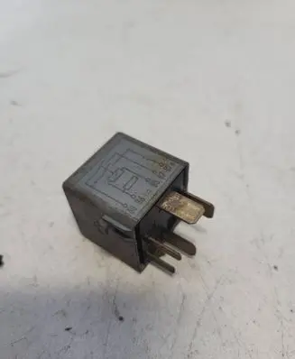 BMW 5 E39 Other relay 1393403
