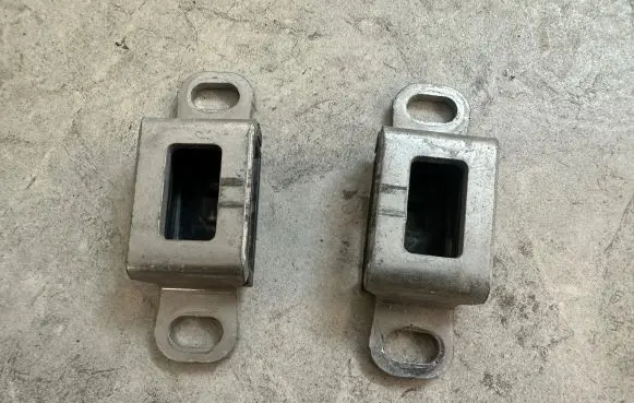 Volkswagen Amarok Trunk lock loop 2H5809903D