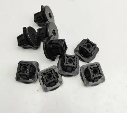 Alfa Romeo Giulia Nuts/bolts 0670005535 68414630AA