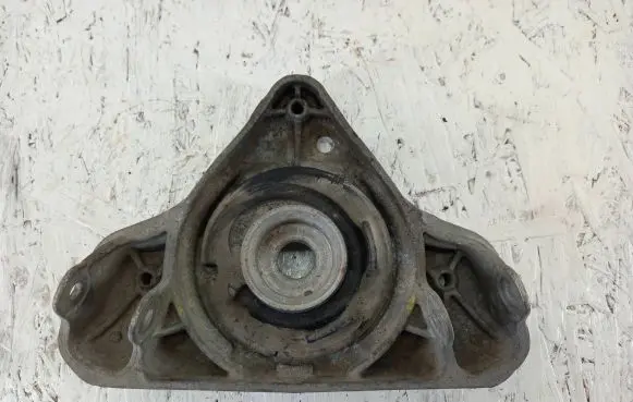 Coil spring mount