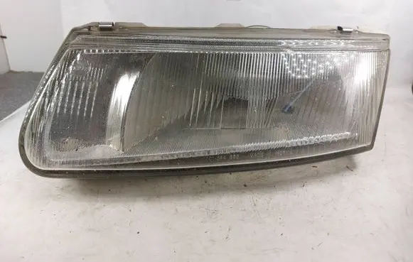 Mitsubishi Carisma Headlight/headlamp 14525900
