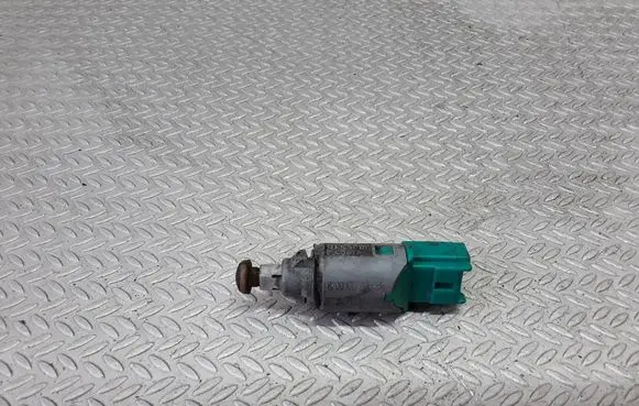 Clutch pedal sensor