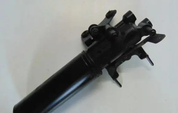 Peugeot 3008 I Air suspension compressor/pump 