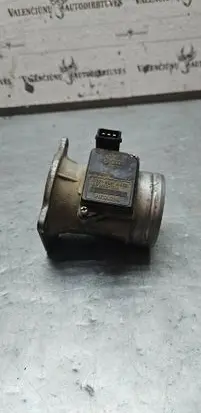 Volkswagen Golf III Mass air flow meter 037906461b