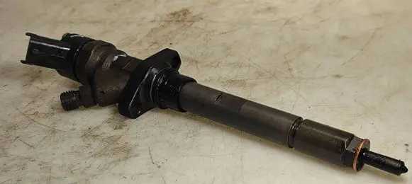 Peugeot 607 Fuel injector 9637277980