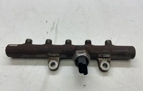 Nissan Juke I F15 Fuel main line pipe H8200701690 R9144Z221A