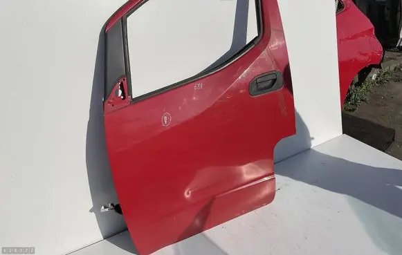 Nissan NV200 Front door