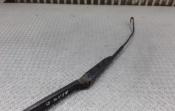 Citroen Berlingo Front wiper blade arm M59CCDG