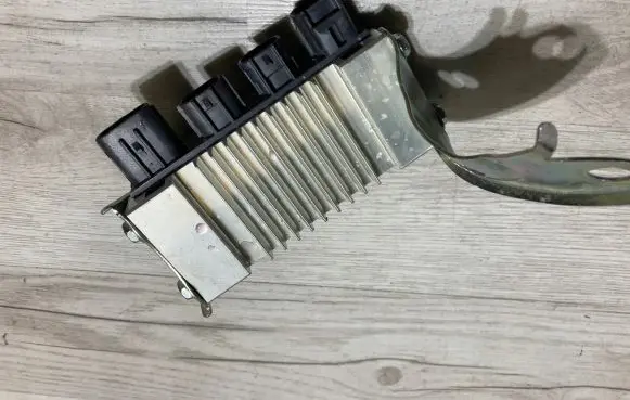 Toyota Hilux VIII Light module LCM 285510E010