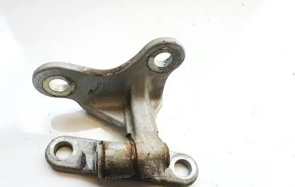 Mitsubishi Colt Front door upper hinge 