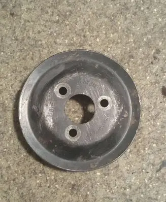 BMW 5 E34 Power steering pump pulley 2243683