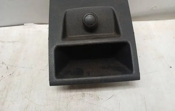 Opel Zafira B 12 V Socket (rear) 13162600