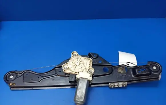 Mercedes-Benz E W211 Rear door window regulator with motor A2117300246 A2118202442
