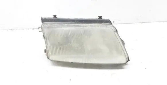 Volkswagen PASSAT B5 Headlight/headlamp