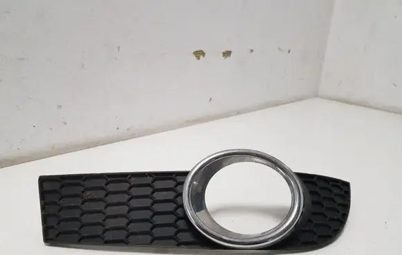 Chevrolet Aveo Front fog light trim/grill 96808146