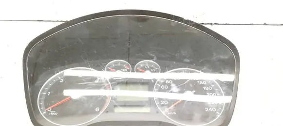 Ford C-MAX I Speedometer (instrument cluster) 3M5F10841C AU6620A 44ZU261