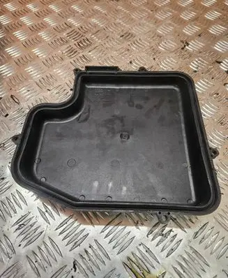 Skoda Superb B5 (3U) Fuse box cover 8D1907613A