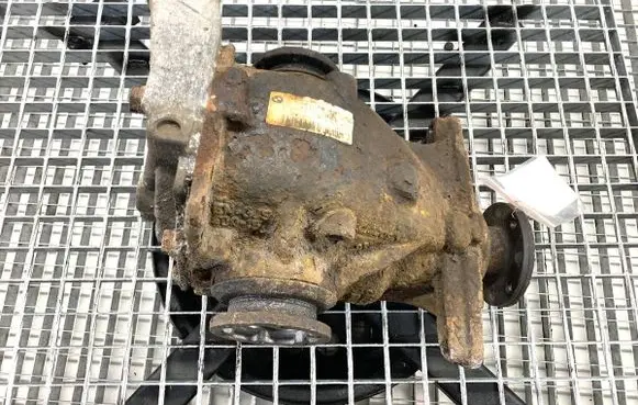 BMW 3 E90 E91 Rear differential 7524319